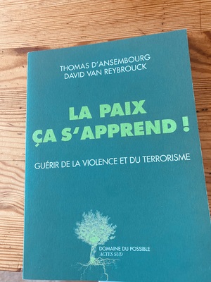Partage de lecture : « La paix ça s’apprend ! »